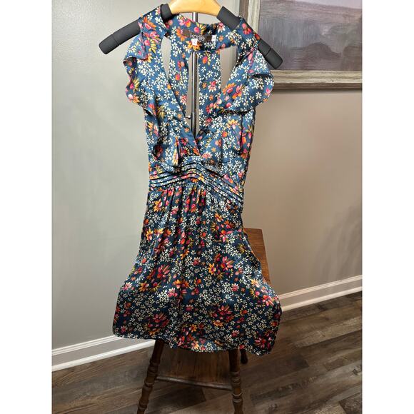 Karlie Brand Dress trendy, party bridal shower 
Navy base with floral Large - Picture 2 of 9